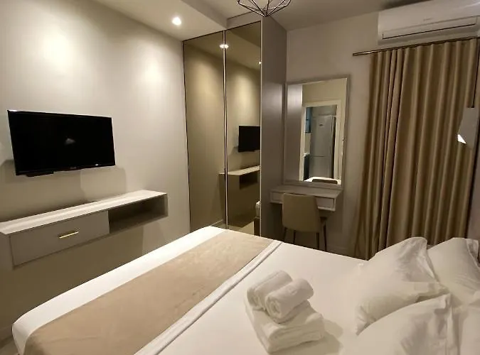 Comfort Apartament, Near The Апартаменты Дуррес