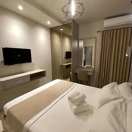 Comfort Apartament, Near The شقة دراس